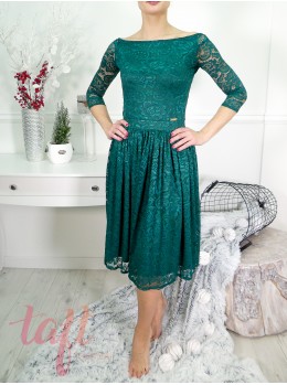 Krajkové šaty s lodičkovým výstrihom a riasenou sukňou - zelené